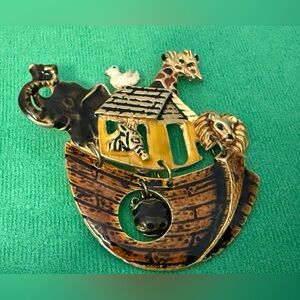 Animal-Themed Brooch with Noah's Ark Design
